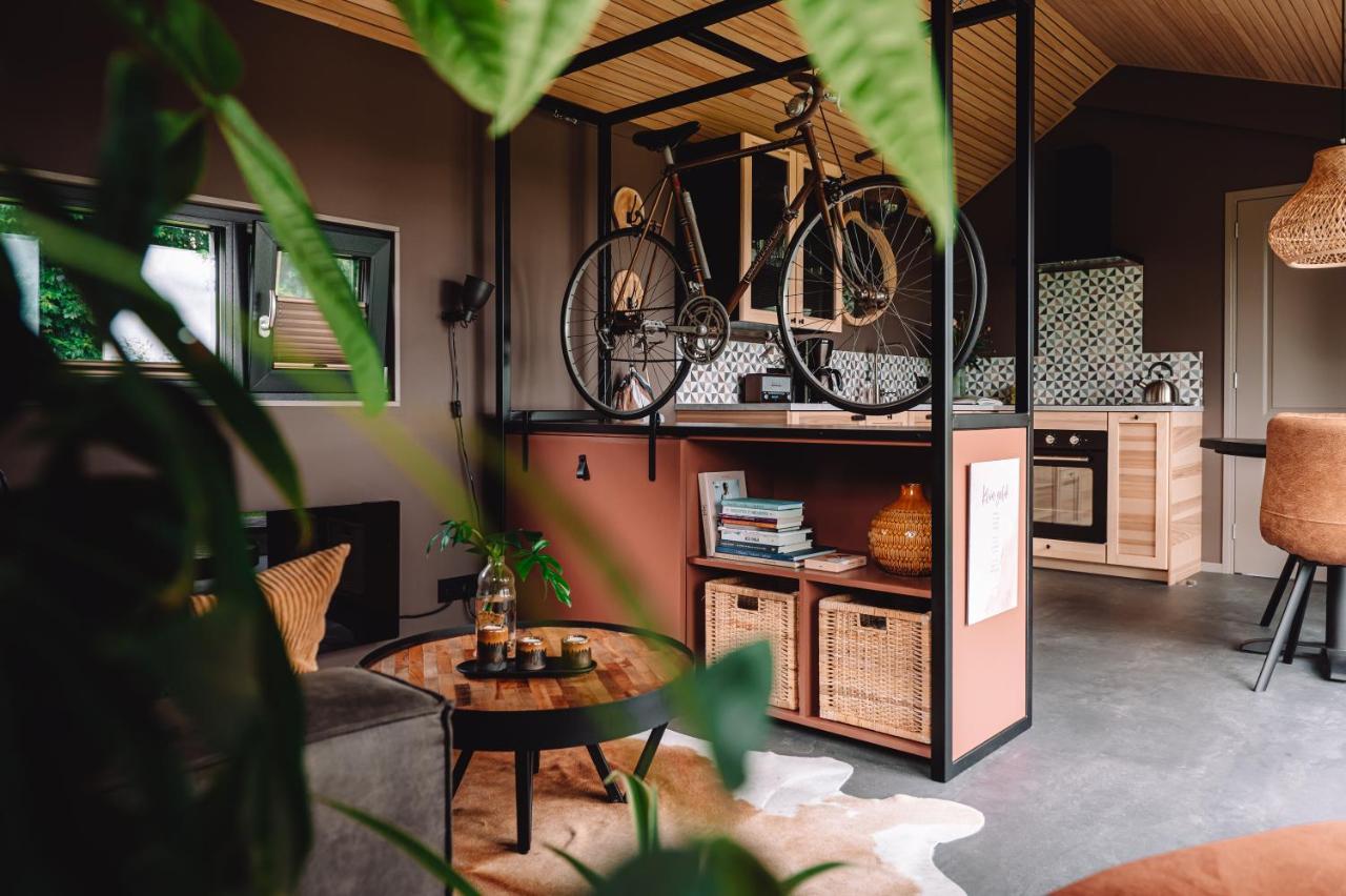 Bij De Genieterij Luxe Tiny Houses Koudum Exterior photo